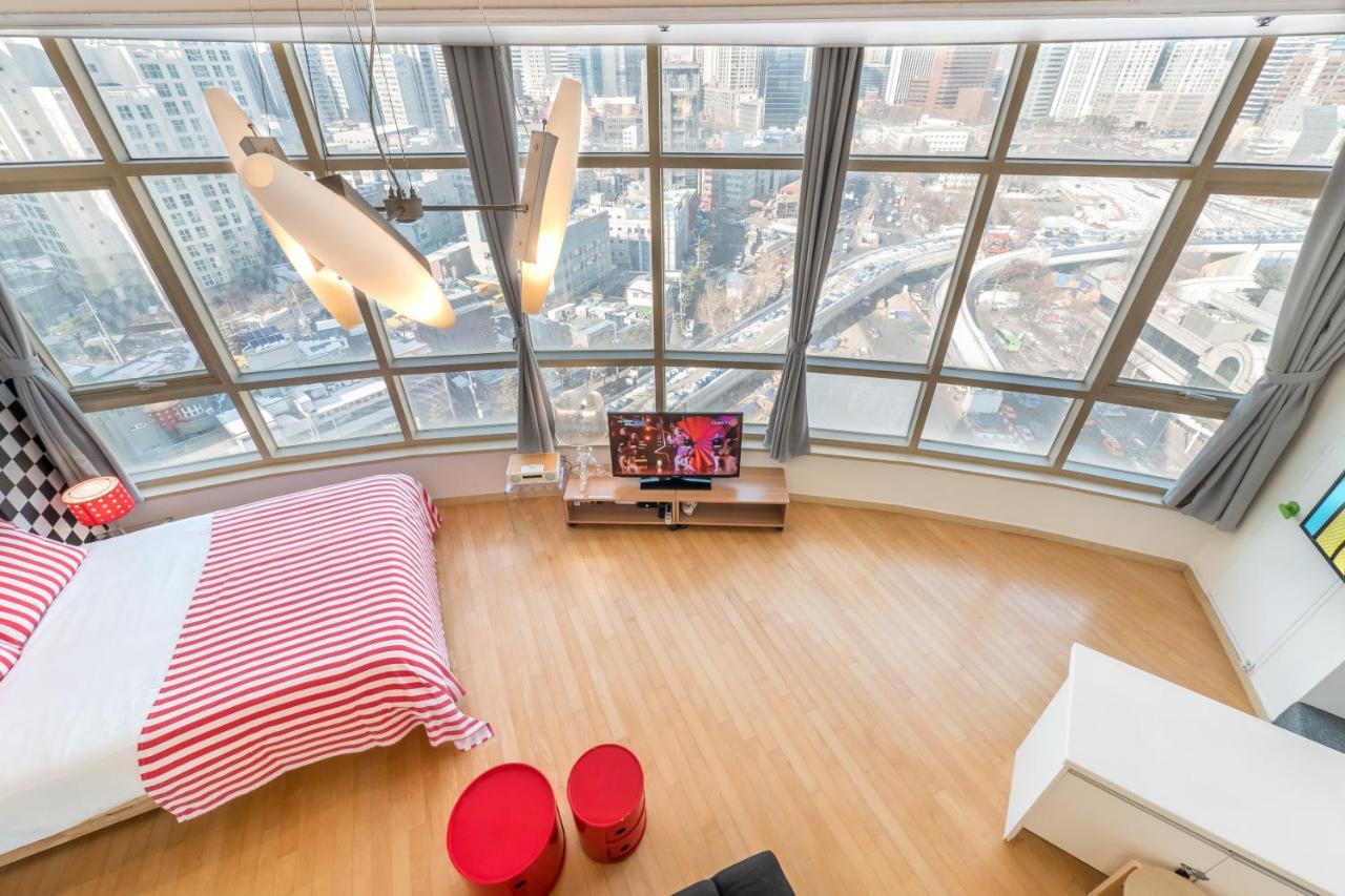 Apartment Dandelion House 4 *